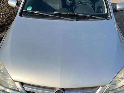 Gebraucht Opel Corsa 58 PS (42 kW) 2005 Silber Kleinwagen