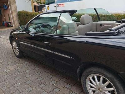 Second-hand Chrysler Sebring Cabriolet 141 CP (103 kW) 2002 Negru Cabrio