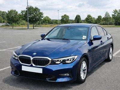 Blau Gebraucht 2019 BMW 320 Sport Line Limousine | 23.999 € (Fairer Preis)