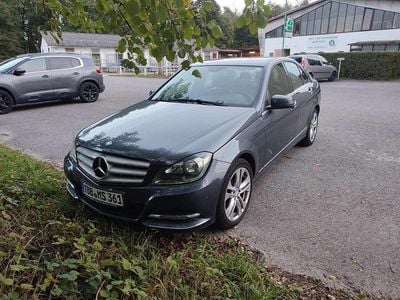 Grau Gebraucht 2013 Mercedes C200 Avantgarde Limousine | 11.500 € (Etwas zu teuer)