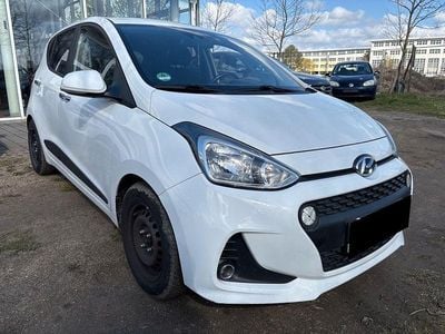 Usata Hyundai i10 Style 87 CV (63 kW) 2017 Bianco Utilitaria