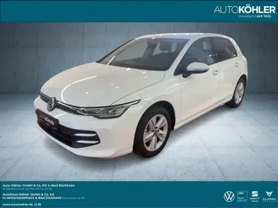 Gebraucht VW Golf VIII Goal 150 PS (110 kW) 2025 Weiß Limousine