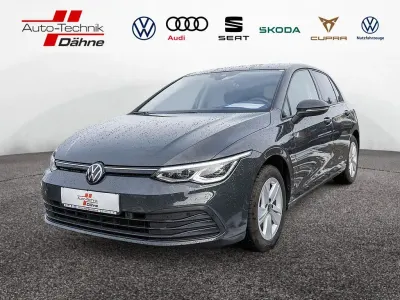 Gebraucht VW Golf VIII Style 150 PS (110 kW) 2022 Grau Limousine