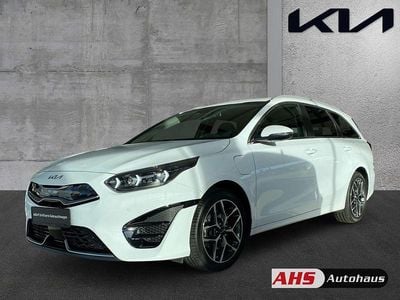 Gebraucht Kia Ceed Sportswagon Spirit 141 PS (103 kW) 2022 (wd) cararraweiss Kombi