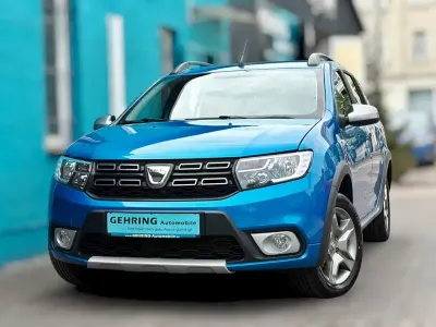Gebraucht Dacia Logan MCV Stepway 101 PS (74 kW) 2020 Blau Kombi