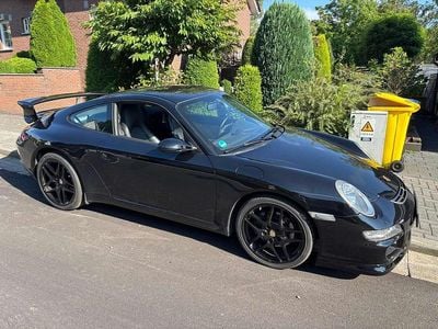 Porsche 911 Carrera