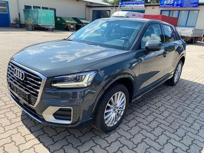 Gebraucht Audi Q2 Design 150 PS (110 kW) 2019 Grau SUV