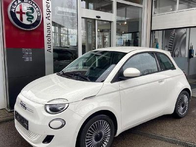 Gebraucht Fiat 500e Basis 86 kW (118 PS) 2023 Colore esterno (arktis weiß) Limousine
