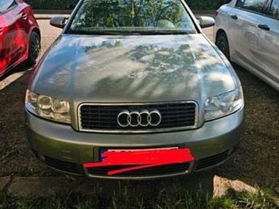 Begagnad Audi A4 150 HK (110 kW) 2005 Silver Kombi