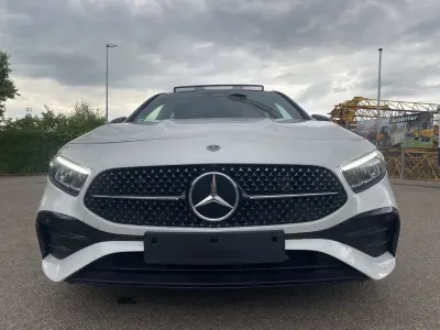Gebraucht Mercedes A200 AMG line 163 PS (119 kW) 2023 Weiß Limousine