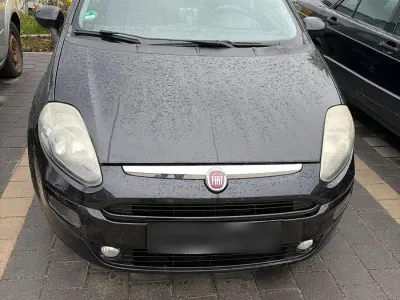 Brugt Fiat Punto 77 HK (56 kW) 2011 Sort Hatchback