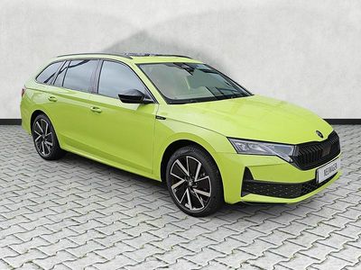 Mambagrün Neu 2025 Skoda Octavia SportLine Kombi | 36.714 € (Etwas zu teuer)