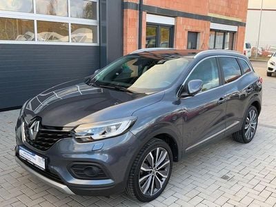 Grau Gebraucht 2019 Renault Kadjar LIMITED SUV | 13.999 € (Fairer Preis)