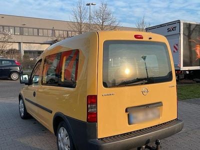 Gebraucht Opel Combo 101 PS (74 kW) 2004 Gelb Van / Kleinbus