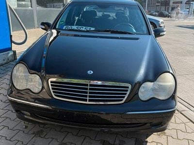 Mercedes C200