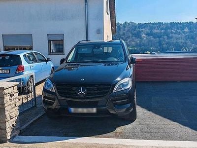 Gebraucht Mercedes ML350 258 PS (189 kW) 2013 Schwarz SUV