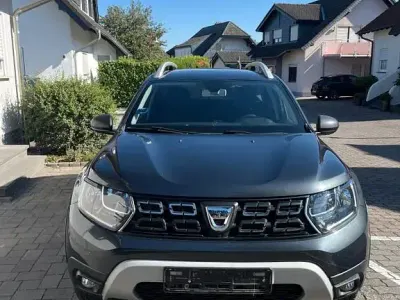 Gebraucht Dacia Duster Prestige 125 PS (91 kW) 2018 Grau SUV