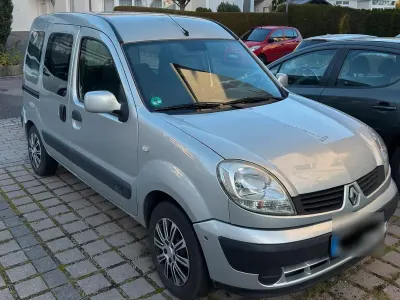 Gebraucht Renault Kangoo 90 PS (66 kW) 2006 Silber Van / Kleinbus