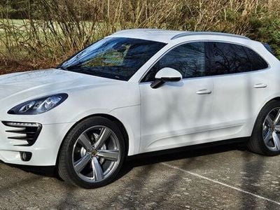 Porsche Macan S