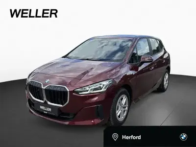 Gebraucht BMW 218 Luxury Line 136 PS (100 kW) 2023 Rot Van / Kleinbus