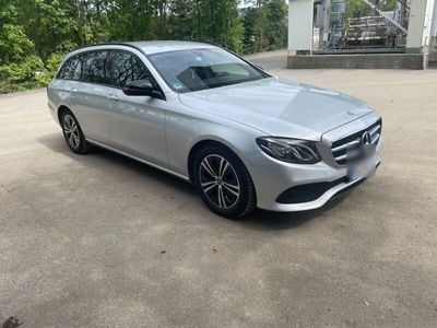 gebraucht Mercedes E220 d Avantg. Kamera AHK Night Packet Softclos