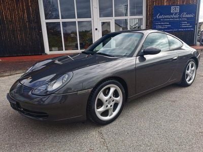 Porsche 911 Carrera