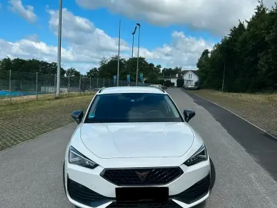 Gebraucht Cupra Leon Basis 150 PS (110 kW) 2023 Weiß Kombi