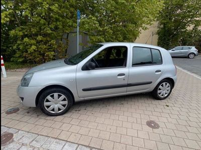 gebraucht Renault Clio 1,2 Benzin