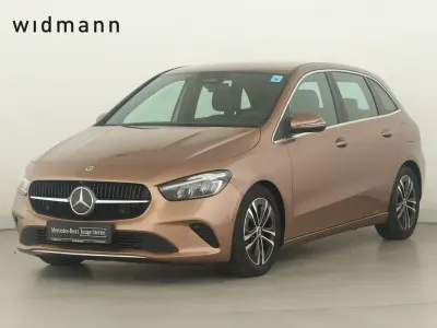Gebraucht Mercedes B180 116 PS (85 kW) 2023 Rosgold Kleinwagen