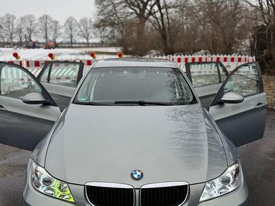 Gebraucht 2006 BMW 320 Limousine | 3.300 € (Fairer Preis)