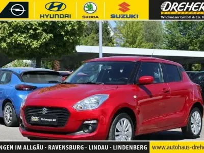 Begagnad Suzuki Swift Comfort 90 HK (66 kW) 2018 Röd Halvkombi