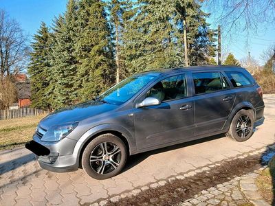 Gebraucht Opel Astra 105 PS (77 kW) 2006 Silber Kombi