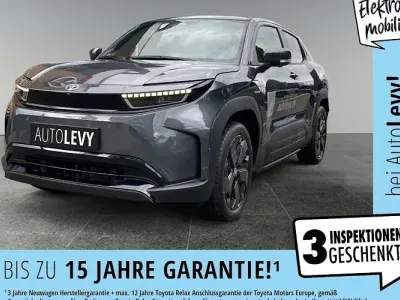 Neu Toyota Urban Cruiser Lounge 128 kW (175 PS) 2026 Grau SUV