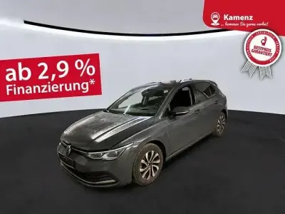 Brugt VW Golf VIII Active 150 HK (110 kW) 2023 Grå Sedan