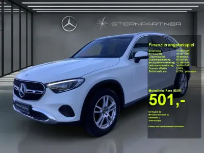 Gebraucht Mercedes GLC200 Avantgarde 204 PS (150 kW) 2024 Weiß SUV