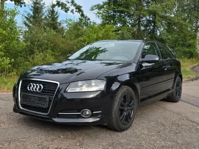 Gebraucht Audi A3 125 PS (91 kW) 2012 Schwarz Kleinwagen
