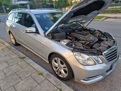Gebraucht Mercedes E200 Avantgarde 184 PS (135 kW) 2012 Silber Kombi