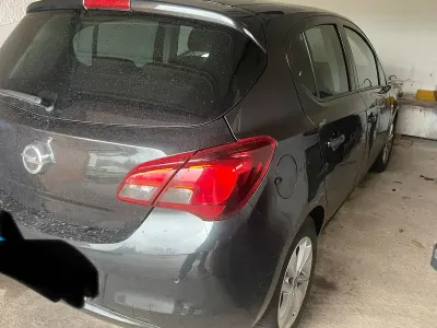 Gebraucht Opel Corsa drive 90 PS (66 kW) 2016 Schwarz Kleinwagen