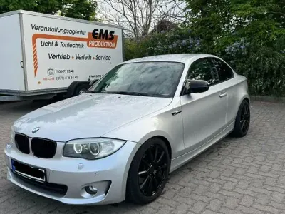 Gebraucht BMW 118 Coupé Performance 143 PS (105 kW) 2013 Silber Coupé