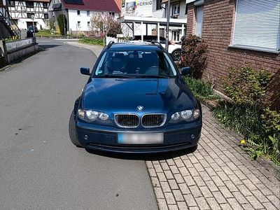 Second-hand BMW 320 150 CP (110 kW) 2004 Albastru Break