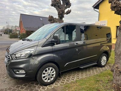 Gebraucht Ford Tourneo Custom Titanium 131 PS (96 kW) 2020 Grau Van