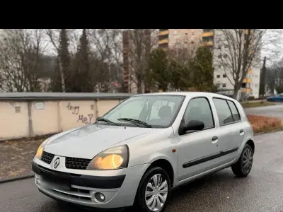 Gebraucht Renault Clio 75 PS (55 kW) 2003 Grau Kleinwagen