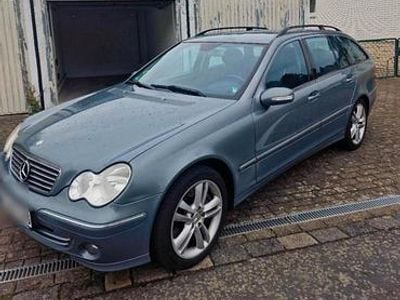 Gebraucht Mercedes C200 163 PS (119 kW) 2006 Grau Kombi