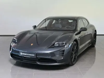 Usata Porsche Taycan 439 kW (598 CV) 2022 Grigio Station wagon
