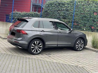 Grau Gebraucht 2017 VW Tiguan Highline SUV | 28.500 € (Teuer)