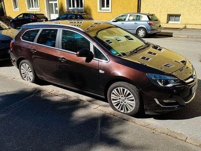 Braun Gebraucht 2013 Opel Astra Sport Kombi | 4.000 € (Fairer Preis)