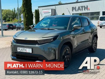 Neu Toyota Urban Cruiser 127 kW (174 PS) 2026 Grün SUV