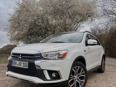 Gebraucht Mitsubishi ASX Diamant Edition 117 PS (86 kW) 2018 Weiß SUV