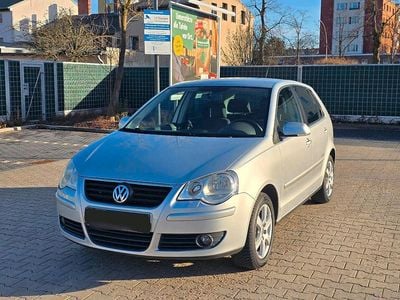 Gebraucht VW Polo United 60 PS (44 kW) 2008 Silber Kleinwagen