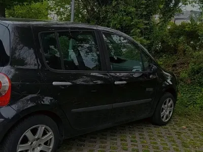 Usata Renault Modus 110 CV (80 kW) 2006 Nero Monovolume
